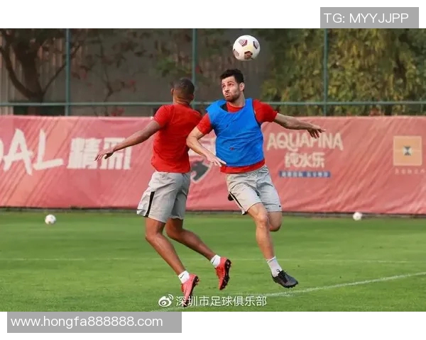 西安足球队在锦标赛中的默契配合与战术执行分析 西安足球队在锦标赛中的默契配合与战术执行分析